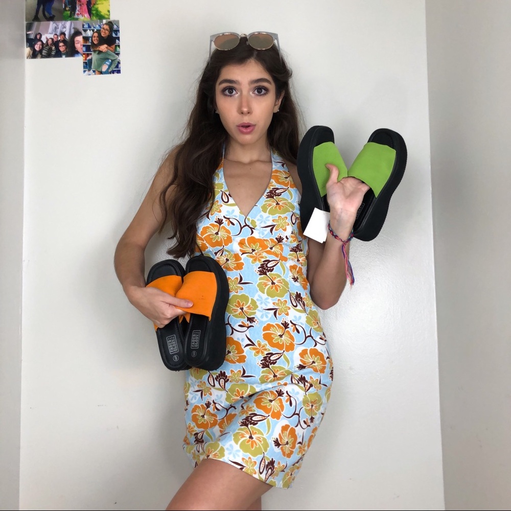 SOLD🛒 BLUE AND ORANGE TROPICAL VACATION DRESS